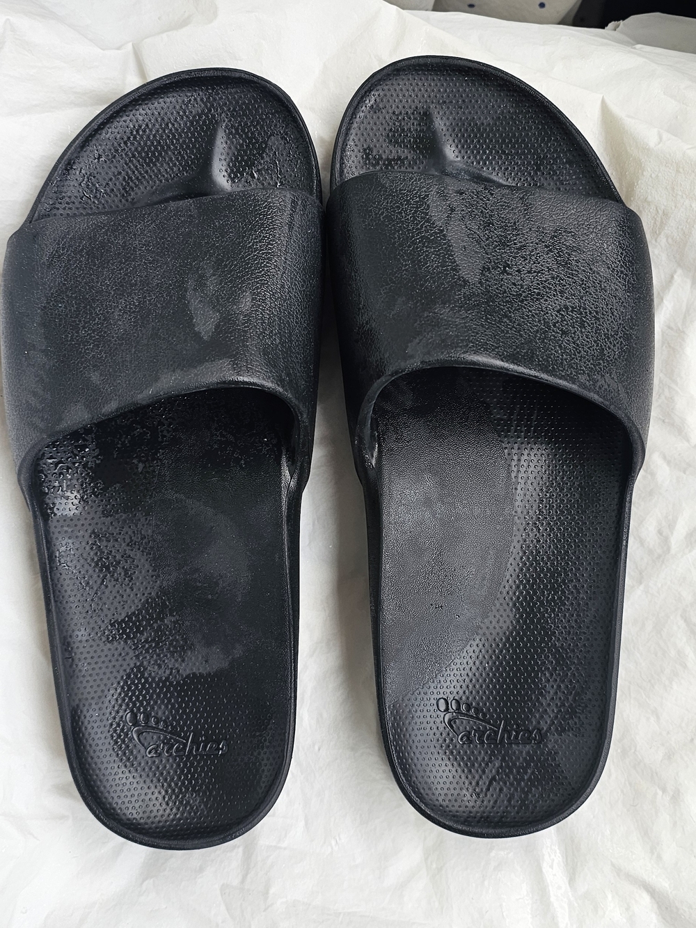 Black Men's Slide Sandals - Casual Pool & Beach Slides